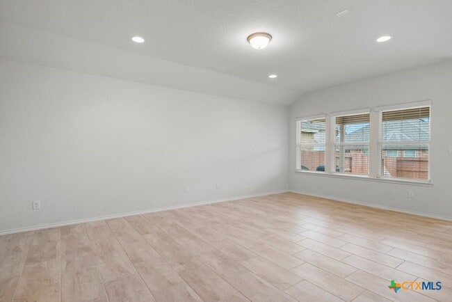Building Photo - 2269 Kiskadee Dr