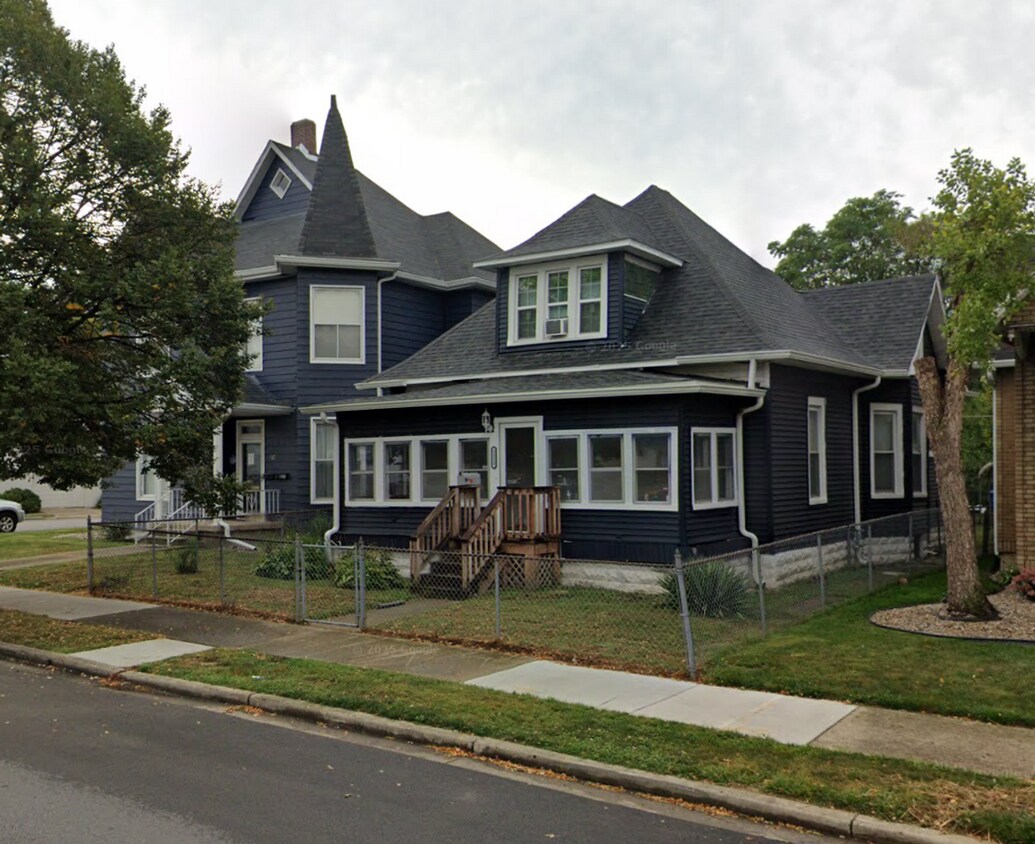 Building Photo - 1523 Poplar St