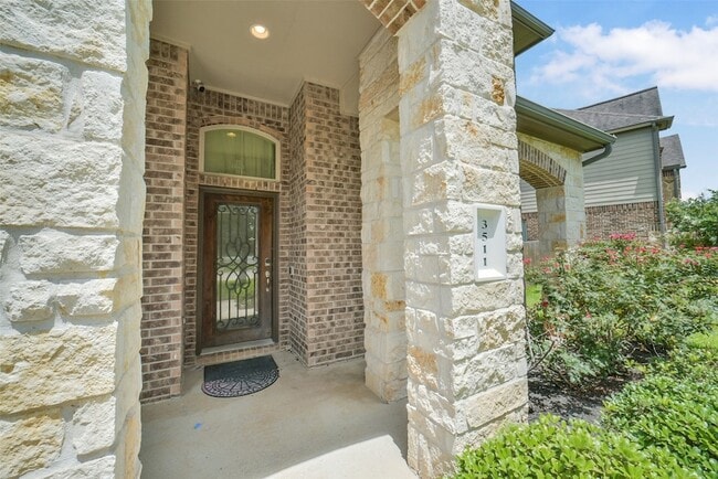Building Photo - 3511 Brampton Island Dr