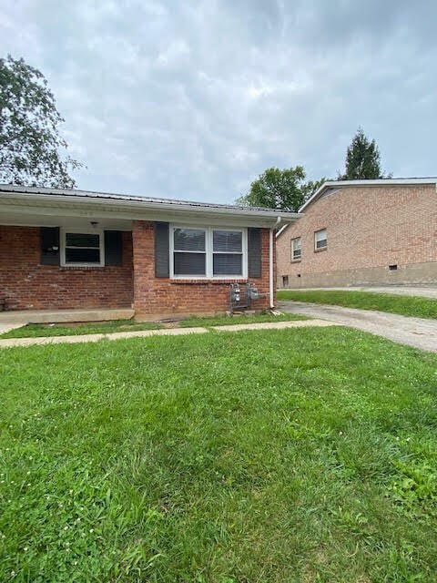 Building Photo - 735 Terrace View Dr