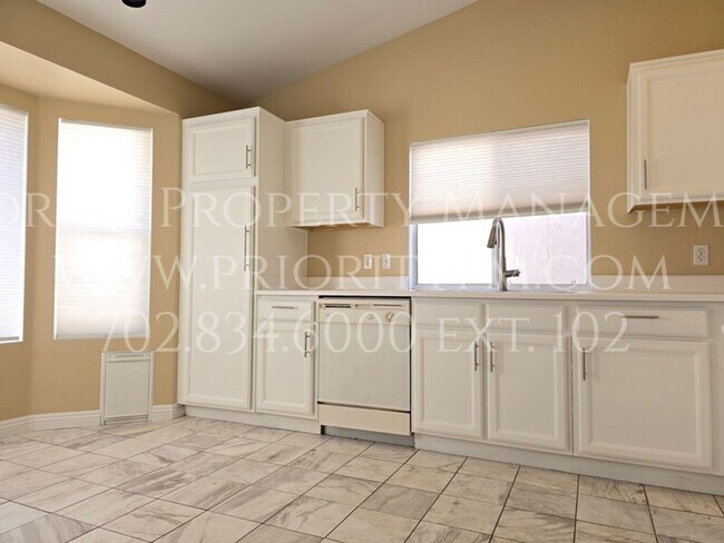 Building Photo - 7217 Sun Cove Cir