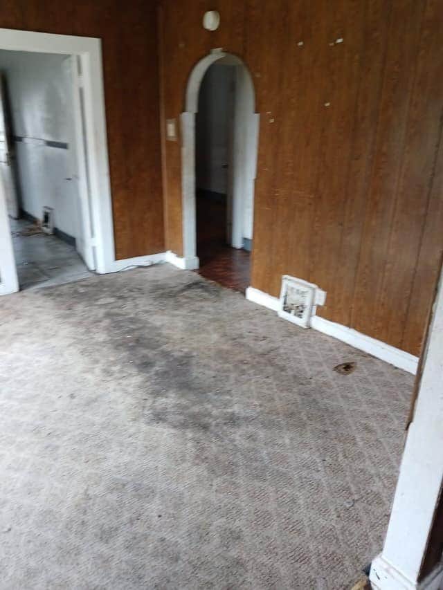 Building Photo - 4931 Plover Ave