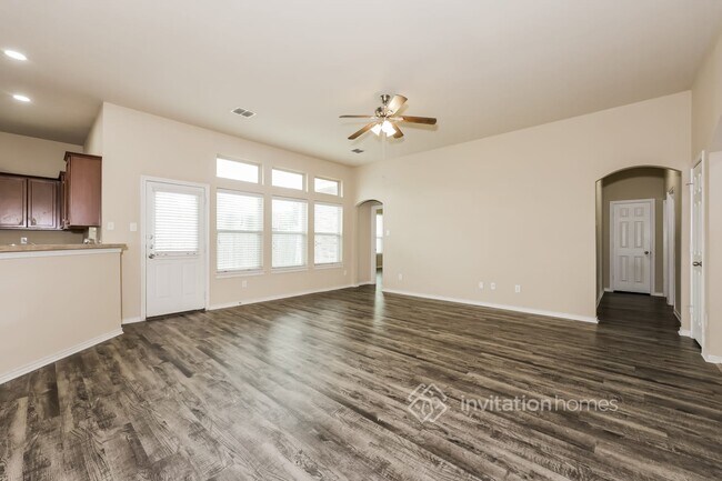 Foto del edificio - 219 Troy Ln