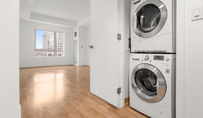 Foto del edificio - 99 Kneeland St