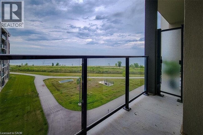 Photo du bâtiment - 101 Shoreview Pl