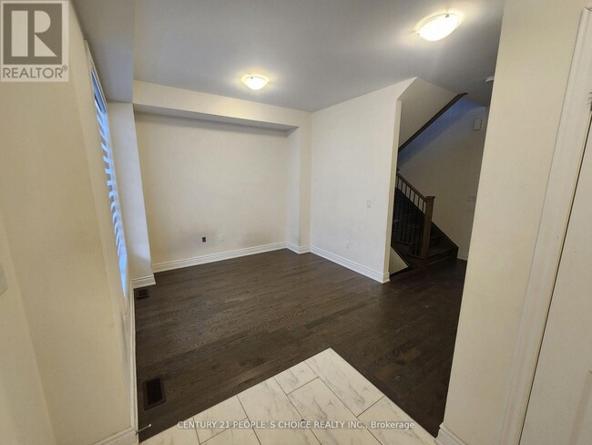 Photo du bâtiment - 426 Tim Manley Ave