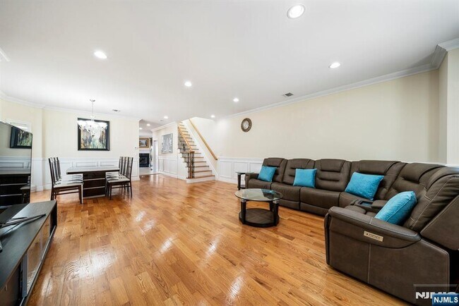 Foto del edificio - 316 6th St