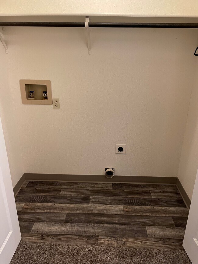 Foto del edificio - 740 W Granite St
