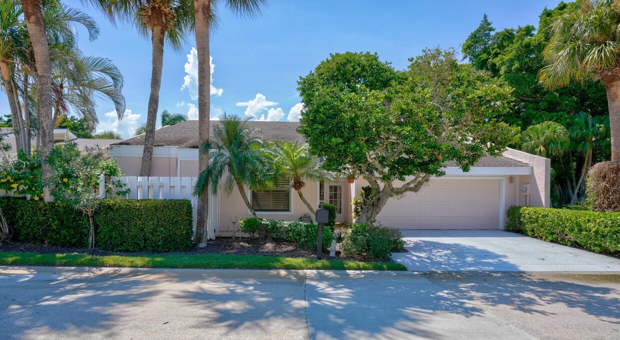 17199 Bay St, Jupiter, FL 33477 Townhome Rentals in Jupiter FL