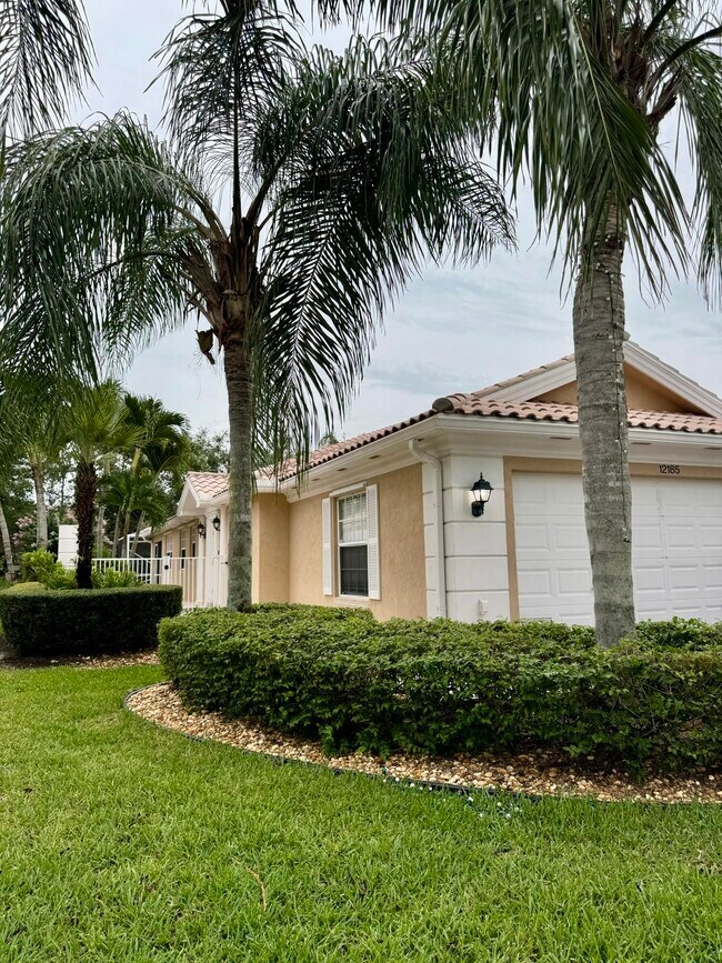 Foto del edificio - 12185 SW Elsinore Dr