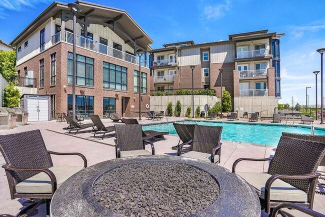 Foto del edificio - Gardner Station