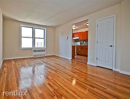 Building Photo - 14140 84th Dr