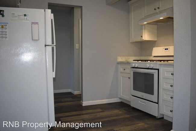 Foto del edificio - 2 br, 1 bath House - 186 Globe Avenue