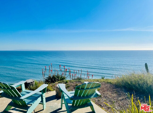 Building Photo - 17352 Sunset Blvd