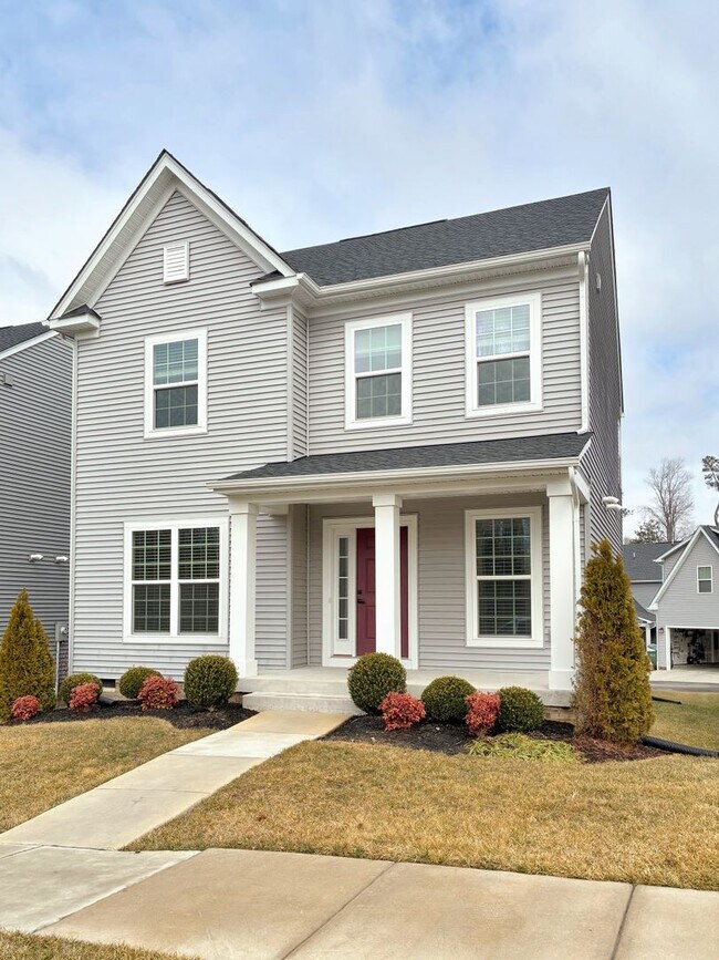 Building Photo - New and Modern Three Bedroom in Bon Air