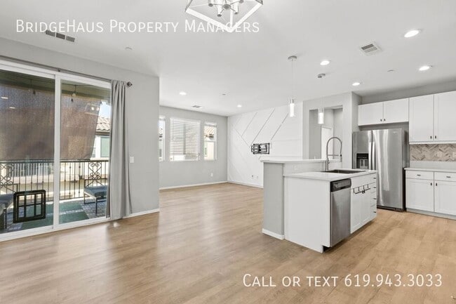 Building Photo - 1709 Signature Pl