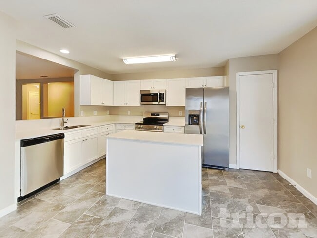 Building Photo - 127 Straw Pond Way