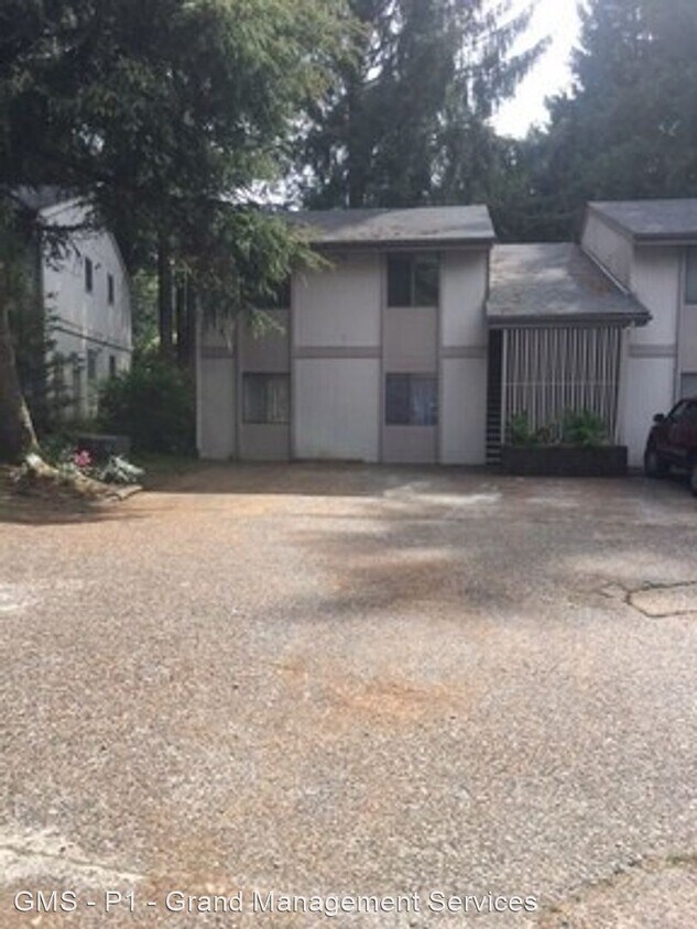 Foto principal - 3615 Frontage Rd