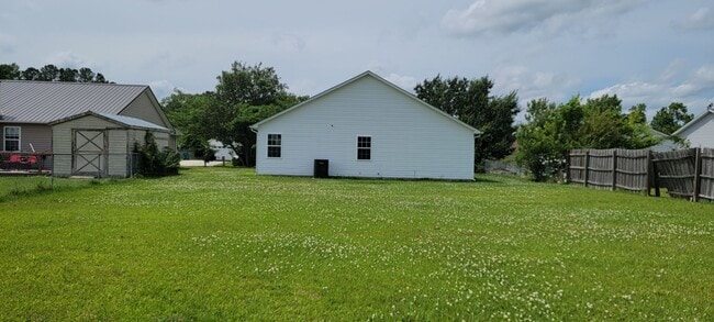 Building Photo - Cozy 4 bedroom home in Springdale Acres