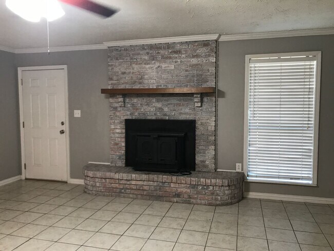 Foto del edificio - 1046 Hooper - Pineville, Grant Parish