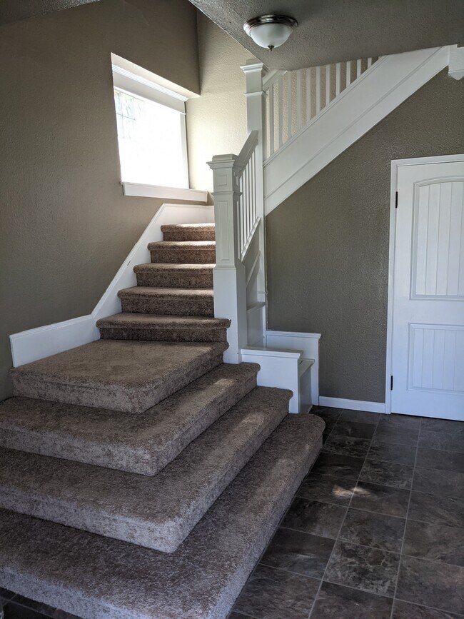 Foto del edificio - 7826 Burgess St W