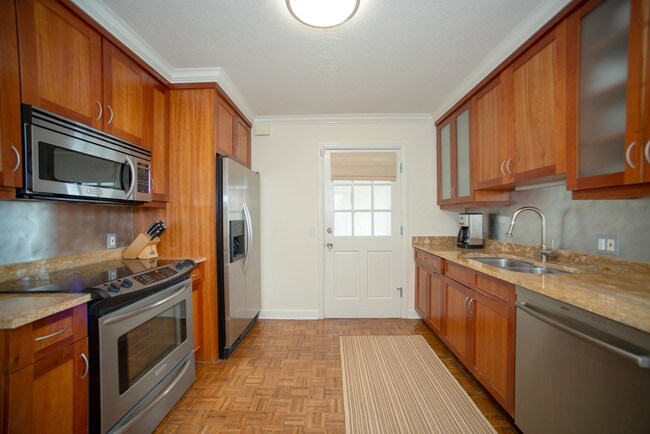 Building Photo - 3440 S Ocean Boulevard 102n