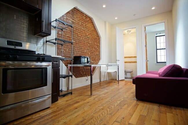 Foto del edificio - 123 Lewis Ave