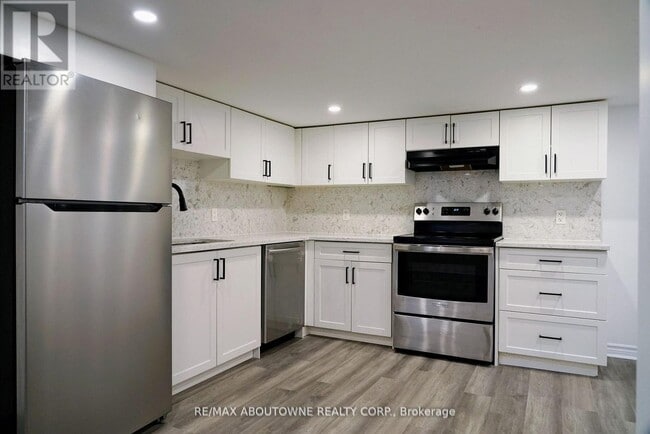 Photo du bâtiment - 93 E 31st St