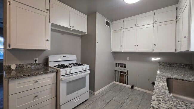 Foto del edificio - 4415 45th St