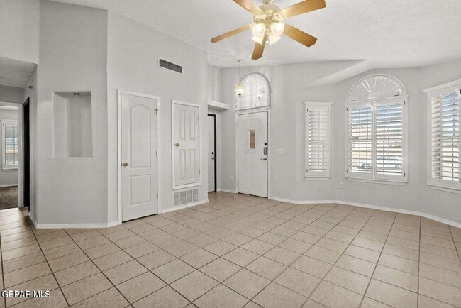 Building Photo - 14002 Tierra Yukon Ln
