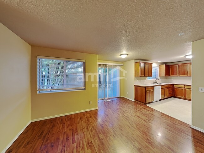 Foto del edificio - 34607 Rocky Ct