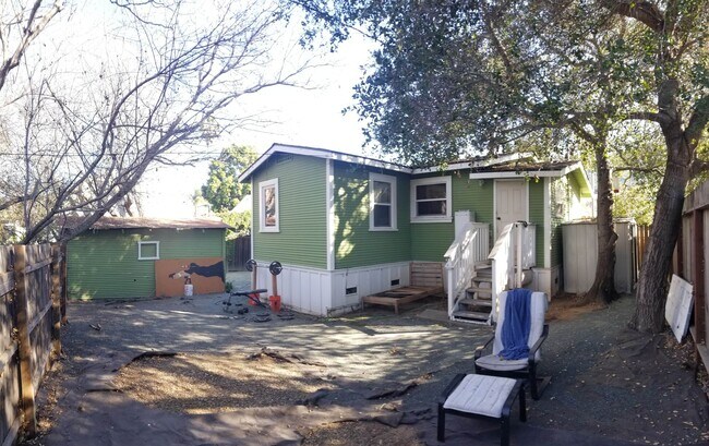 Building Photo - Jeffrey and Foothill Properties