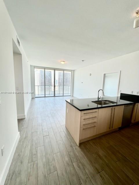 Foto del edificio - 1111 SW 1st Ave