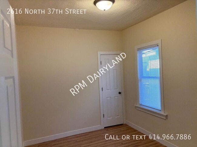 Foto del edificio - 2616 N 37th St