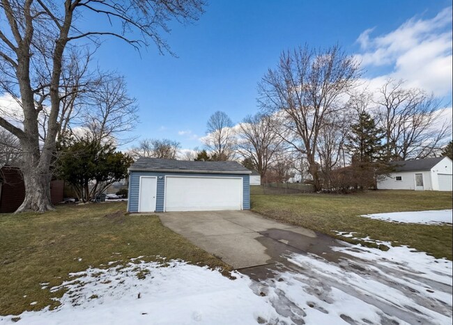 Foto del edificio - 18715 Libby Rd