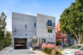 Building Photo - 6032 Romaine St