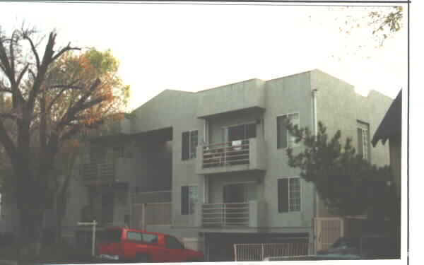 Building Photo - 21218 Valerio St