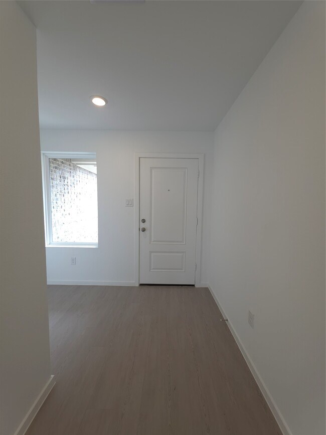 Building Photo - 26930 Cascade Sunrise St