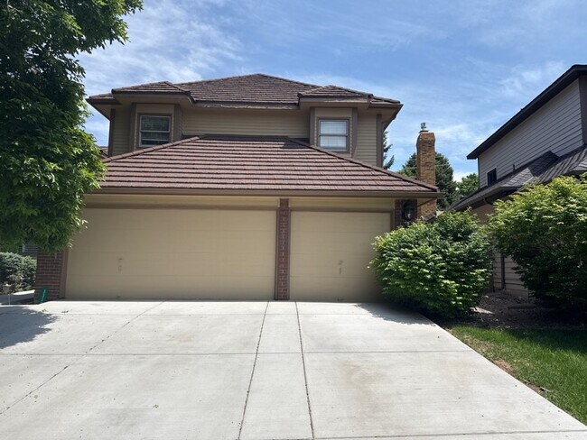 Foto del edificio - 3312 S Tulare Cir