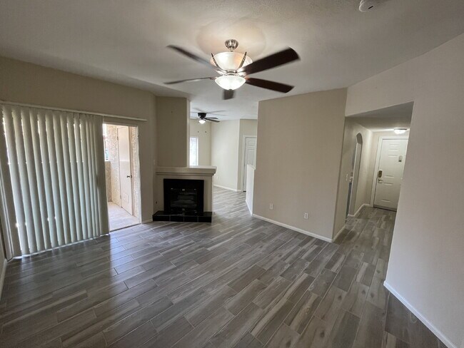 Building Photo - "Spacious 2-Bed Oasis with Fireplace Retreat on Las Vegas Blvd!"