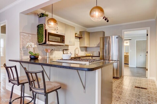 Foto del edificio - 3 br, 2 bath House - 1036 Ashwood Pl