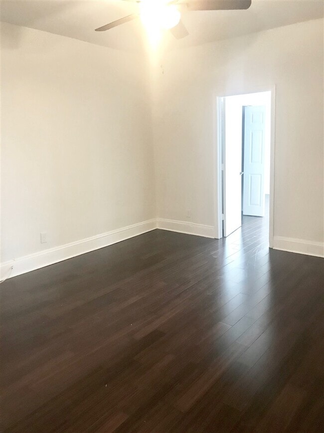 Foto del edificio - 7605 Broadway