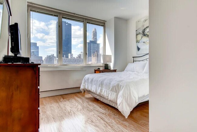 Foto del edificio - 400 E 66th St