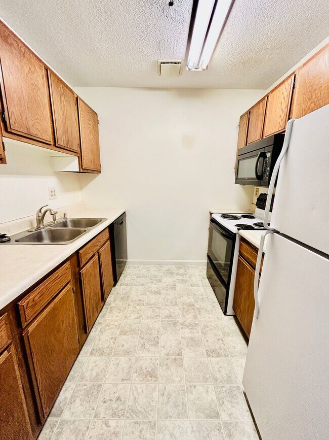 Foto del edificio - 37 S Williams St