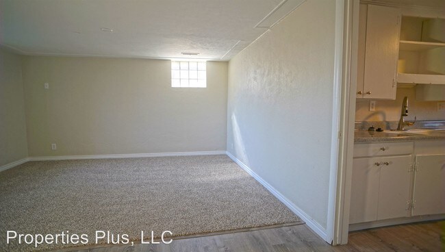 Building Photo - 1125 Dayton St
