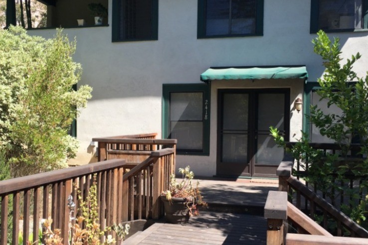 Private Entrance - 2418 Cheremoya Ave
