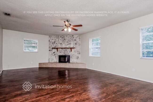 Building Photo - 11515 Paperwood Pl