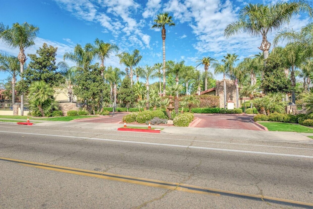 2909 E. Huntington Blvd. #132 (Huntington... - 2909 E. Huntington Blvd. #132  (Huntington...