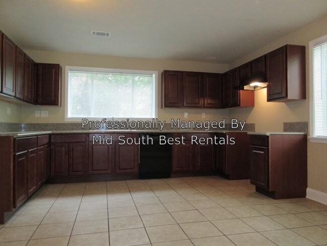 Building Photo - 3065 Scheibler Rd