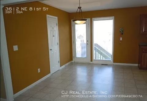 Foto del edificio - 3612 NE 81st St